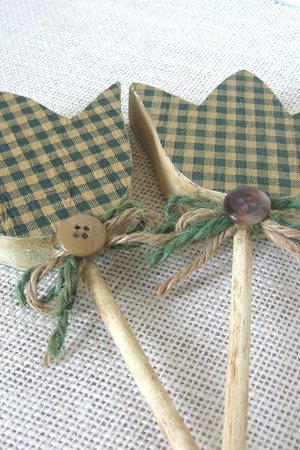 Gingham Plaid Flower Plant Stake Primitive Poke