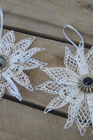 Set of 2 White Lace Snowflakes