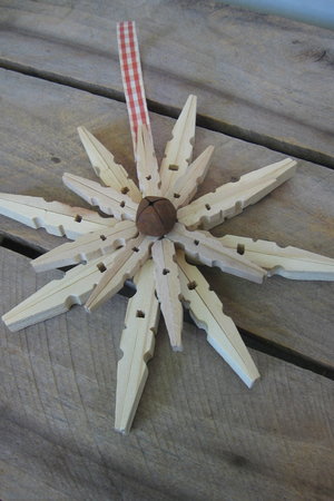 Wooden Clothespin Country Snowflake Ornament