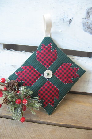Quilted Fabric Christmas Ornament Bear Claw Design