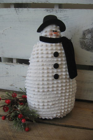 Primitive Plush Snowman Black Trim