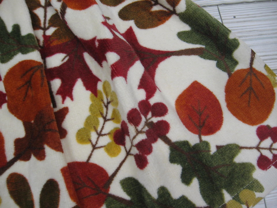 Fall Leaves Kitchen Hand Dish Tea Towel