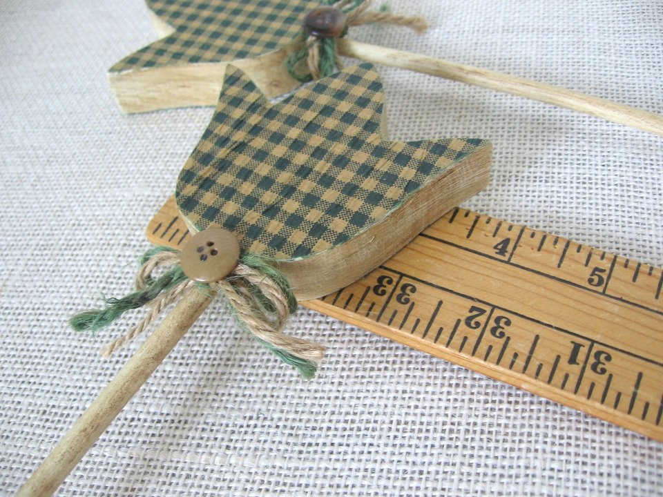 Gingham Plaid Flower Plant Stake Primitive Poke
