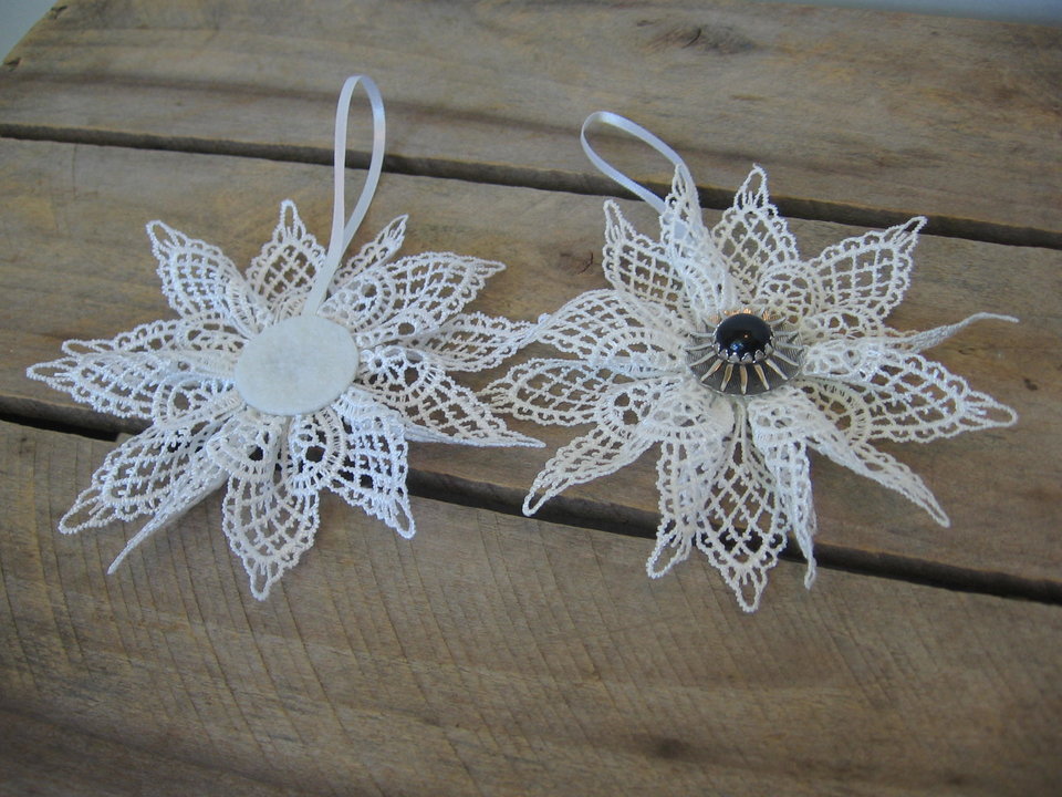 Set of 2 White Lace Snowflake Ornaments