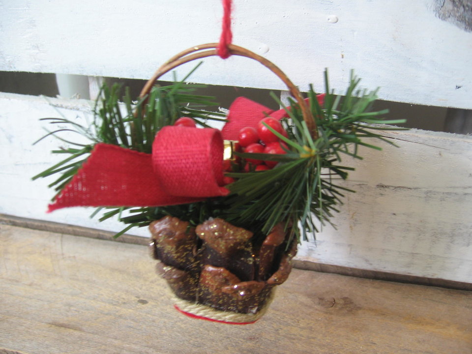 Upcycled Basket Christmas Tree Ornament