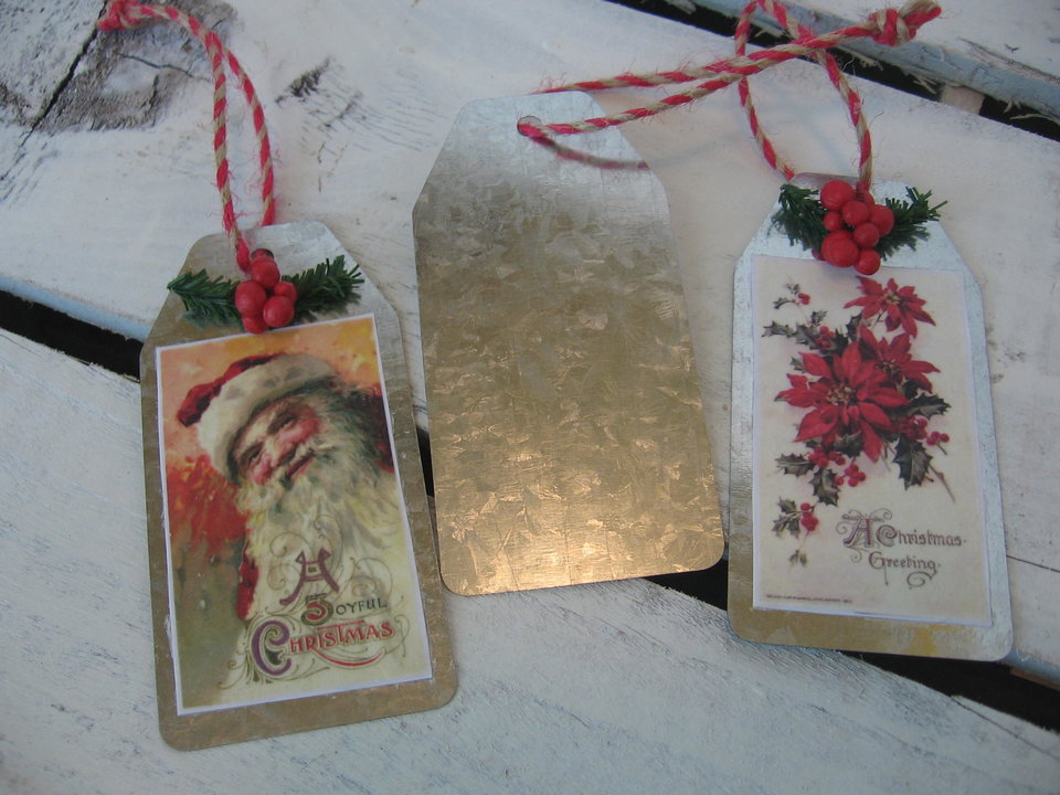 Christmas Embellished Metal Gift Tags in a Set of 3